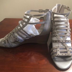 NWOT Hinge Gladiator Leather Sandal
